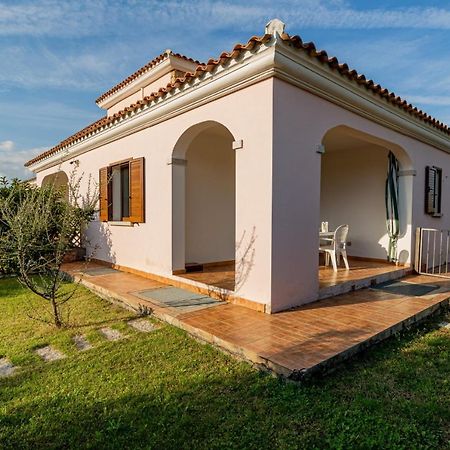 Appartamento Residenziale Trilocale 6 Posti Letto Via Sardegna San Teodoro San Teodoro  Extérieur photo