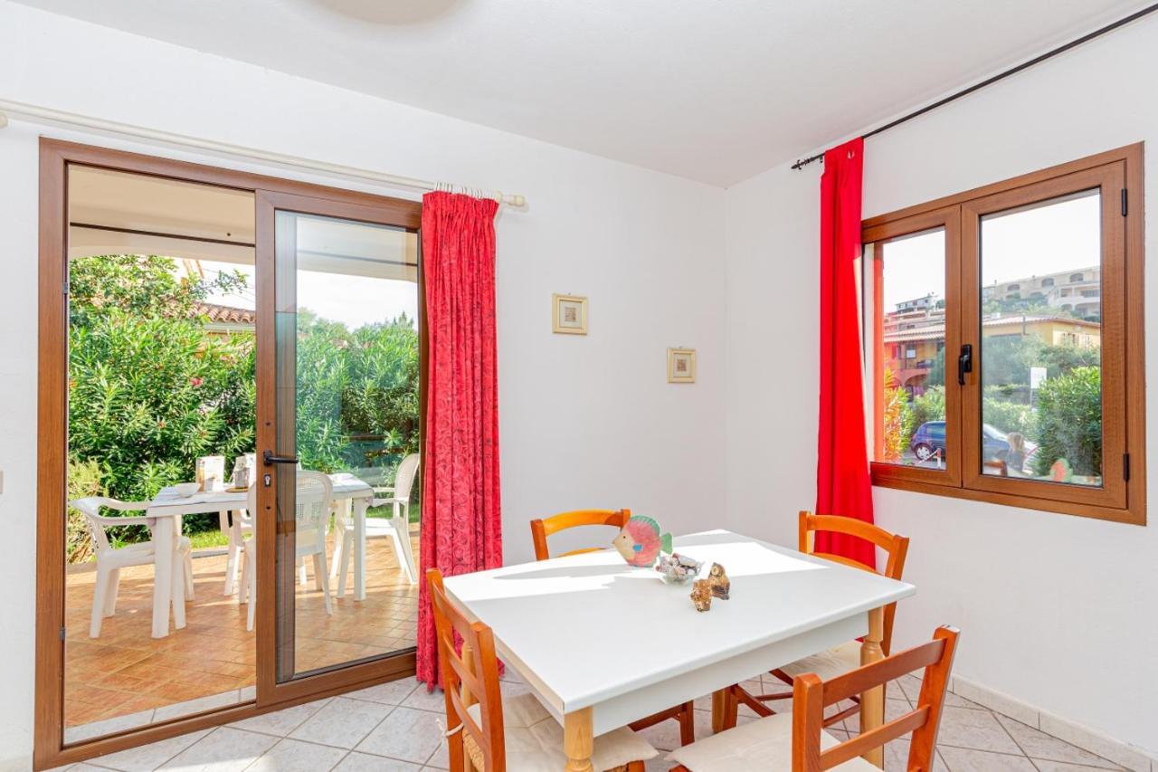 Appartamento Residenziale Trilocale 6 Posti Letto Via Sardegna San Teodoro San Teodoro  Extérieur photo