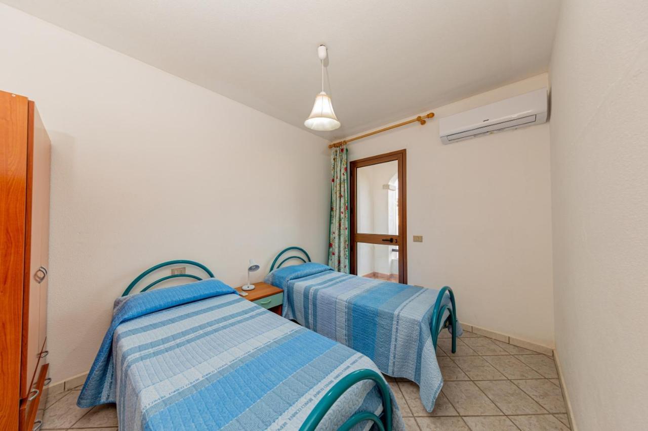 Appartamento Residenziale Trilocale 6 Posti Letto Via Sardegna San Teodoro San Teodoro  Extérieur photo