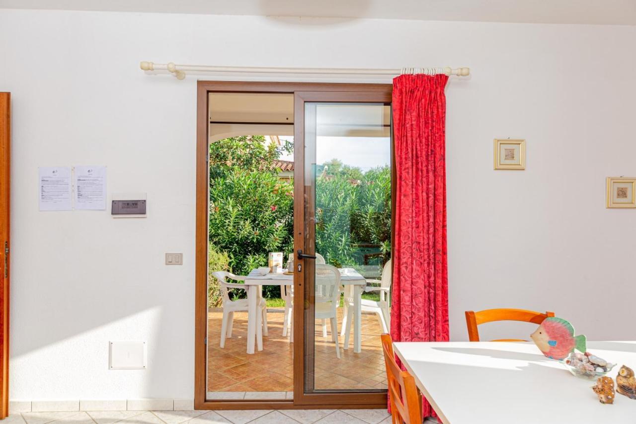 Appartamento Residenziale Trilocale 6 Posti Letto Via Sardegna San Teodoro San Teodoro  Extérieur photo