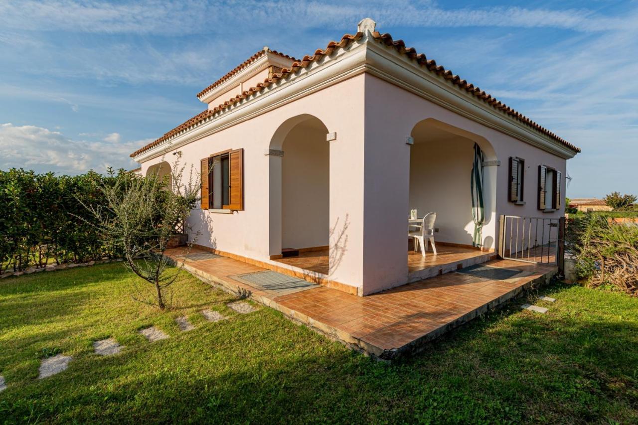 Appartamento Residenziale Trilocale 6 Posti Letto Via Sardegna San Teodoro San Teodoro  Extérieur photo